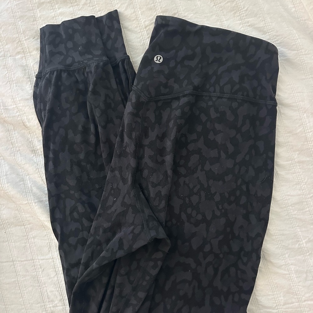 Lululemon Black Patterned align joggers